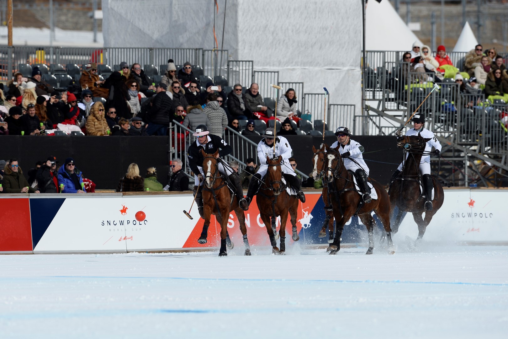 28 01 17-0289 32455610781 o