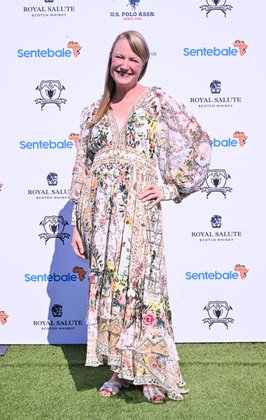 DSC 6156 LdHel3rc-759x1200-92149ac resized